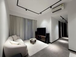 Midtown Modern (D7), Apartment #579570951